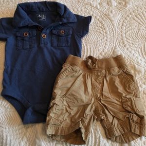 Gap collared onesie & shorts outfit. 3-6 months